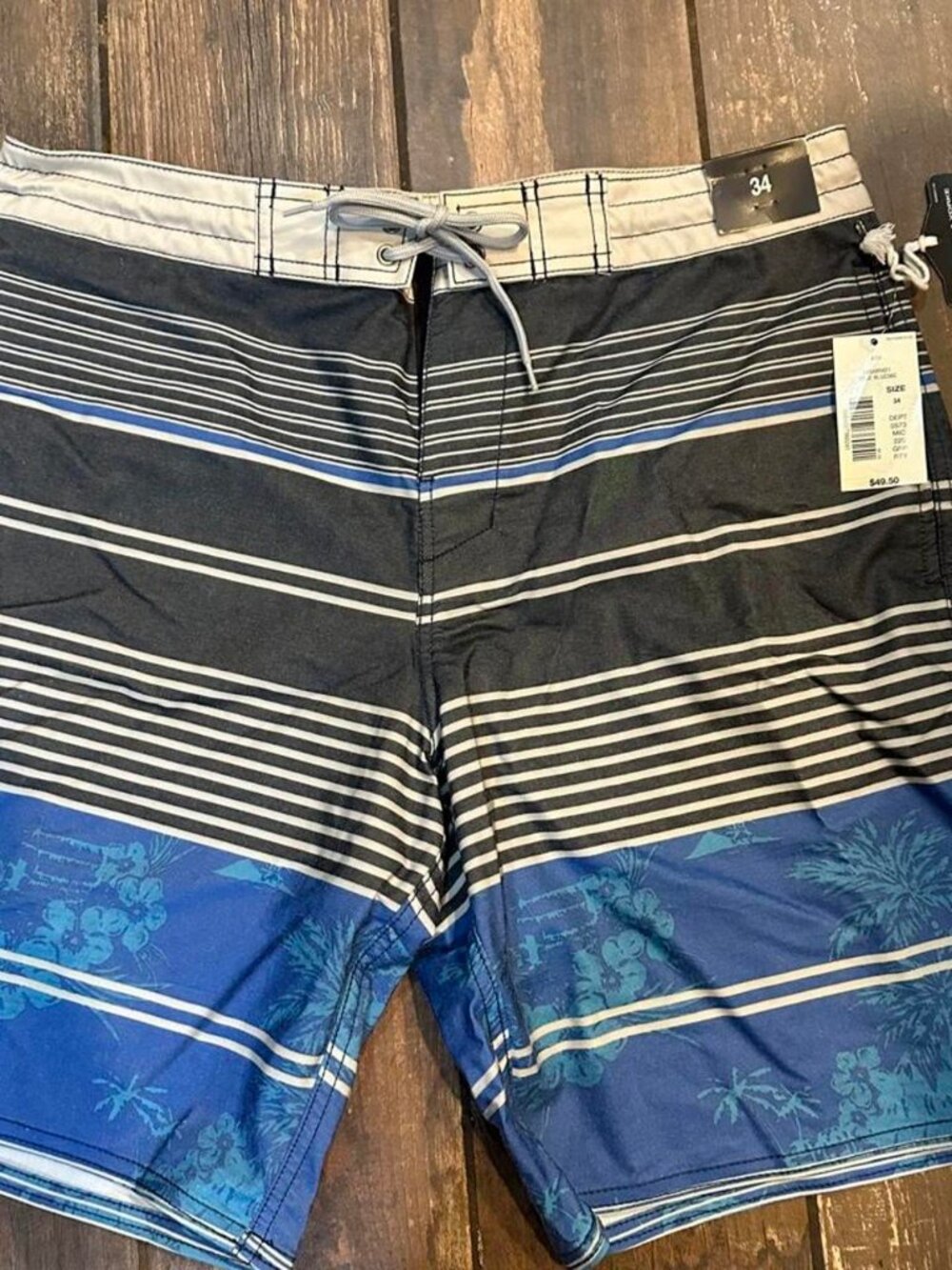 NWT Roundtree & Yorke Men’s blue striped board shorts Size 34 #beachwear #summer